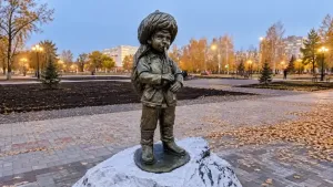 В Салавате благоустраивают скверы и площадь Ленина